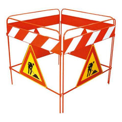 Sisas Manhole Barrier with Triangle