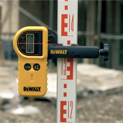 Rilevatore laser digitale con morsetto DeWalt DE0772-XJ